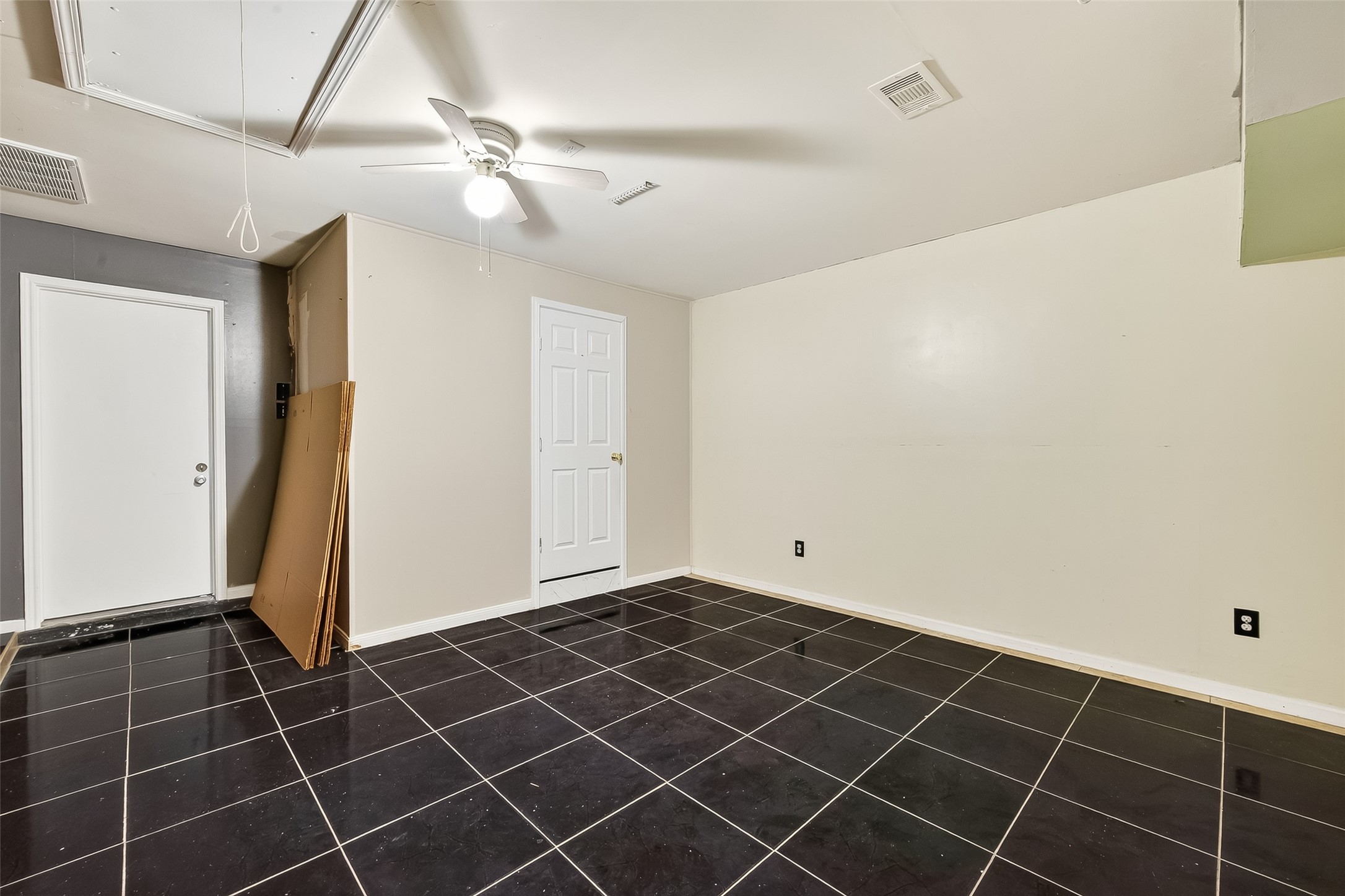 19322 Dawn Canyon Road Houston, TX 77084 - Photo 27 of 33 a view of an empty room