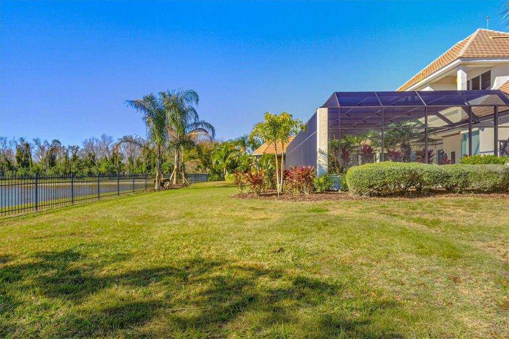 7028 Portmarnock Place Lakewood Ranch, FL 34202 - Photo 73 of 100