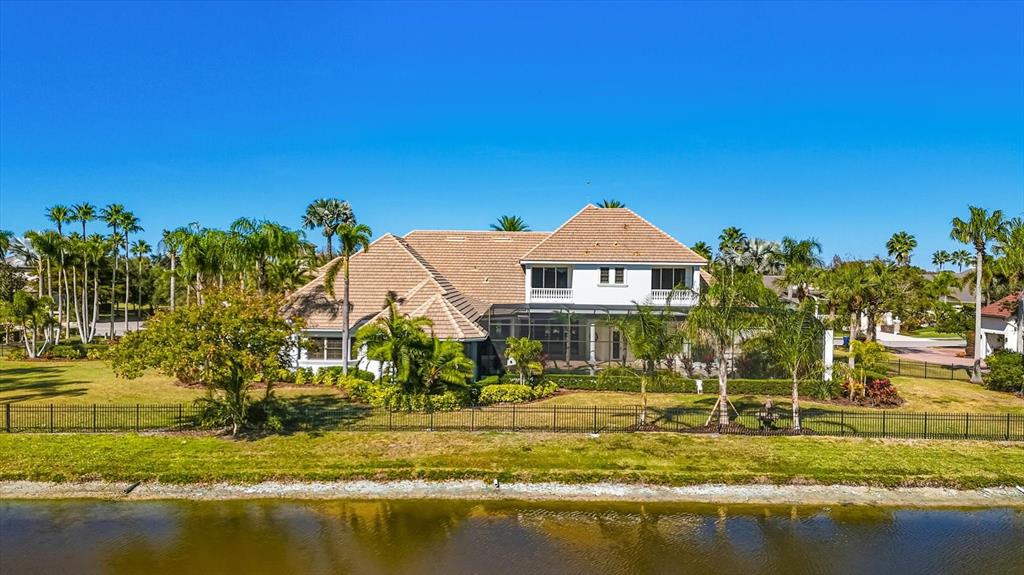 7028 Portmarnock Place Lakewood Ranch, FL 34202 - Photo 76 of 100