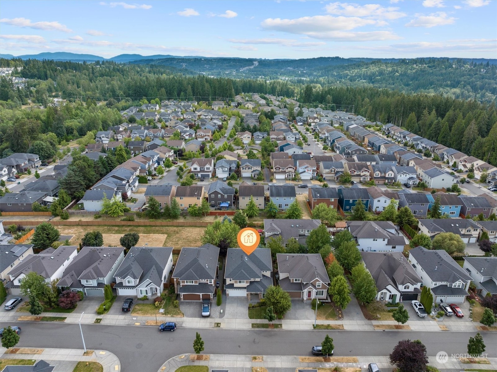 3622 222nd Place Southeast Bothell, WA 98021 - Photo 39 of 40 an aerial view of a house with a garden