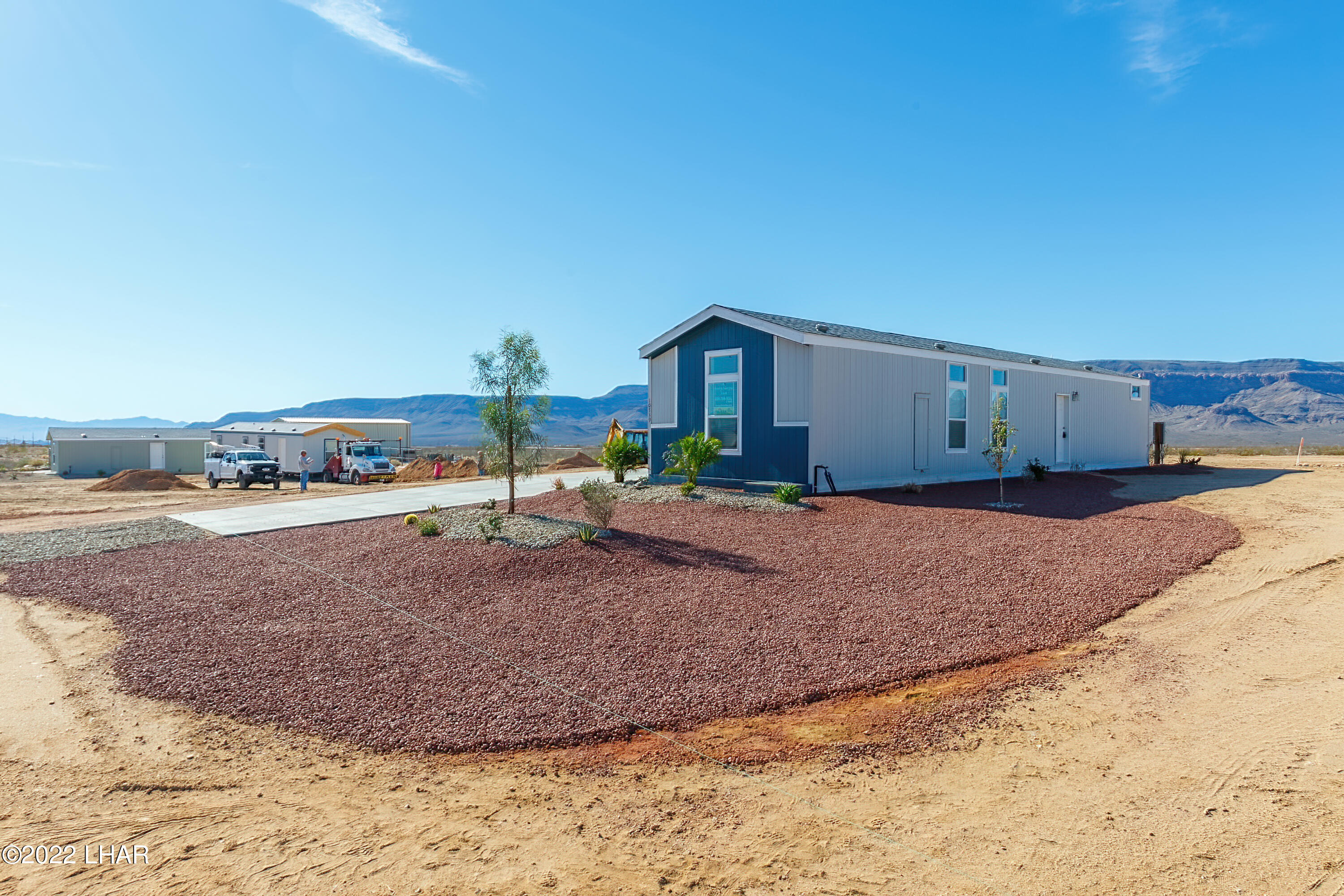 10739 South Paradise Trails Road Yucca, AZ 86438 - Photo 11 of 26 EXT (9)