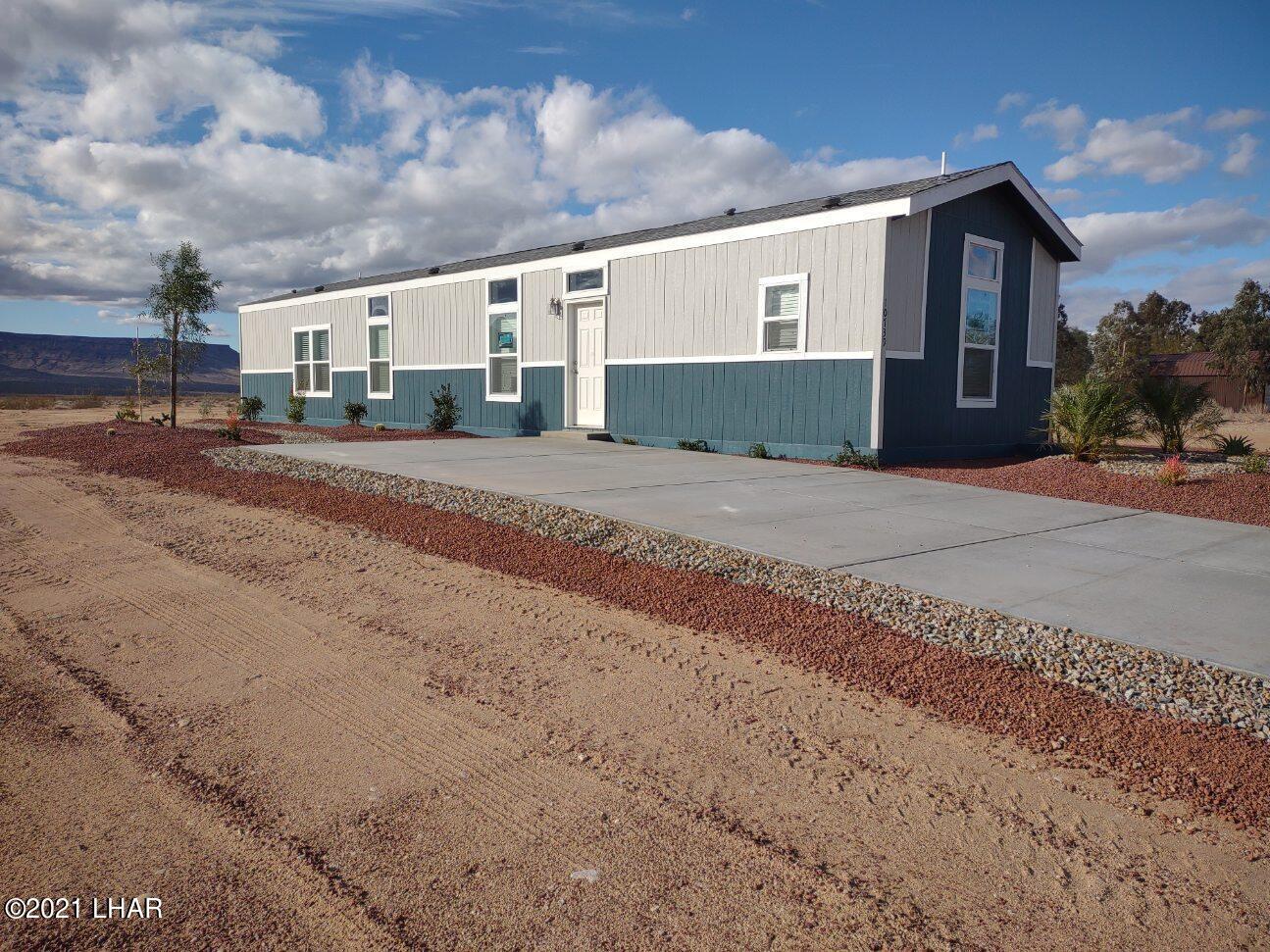 10739 South Paradise Trails Road Yucca, AZ 86438 - Photo 4 of 26 image0000011