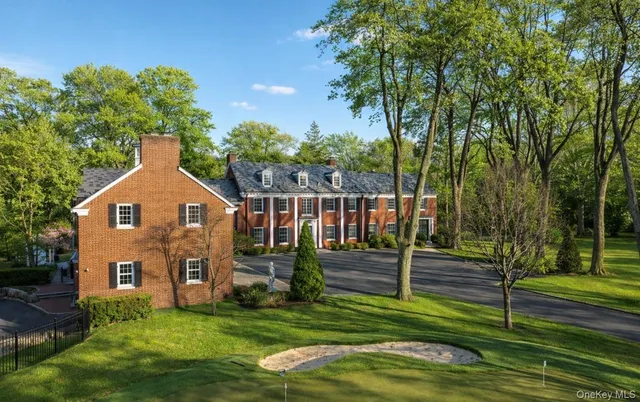 $10,750,000 | 393 Mill River Road, Oyster Bay, NY 11771