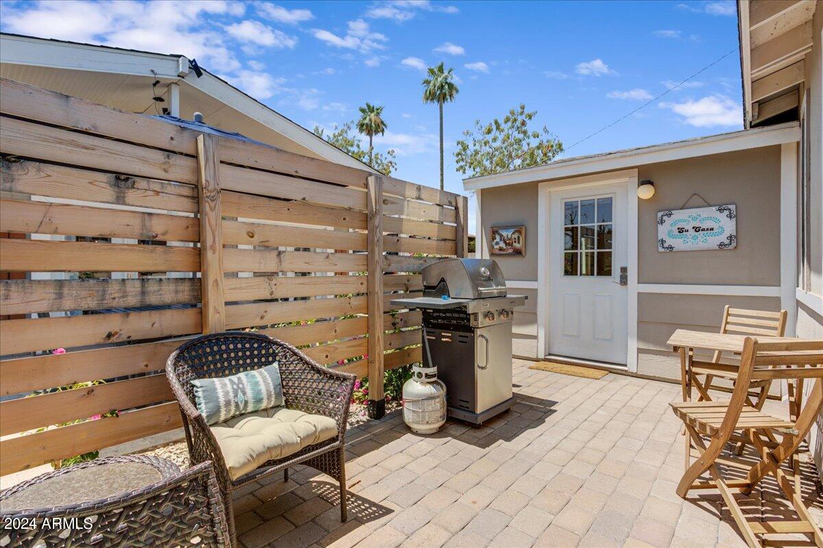 946 West Roma Avenue Phoenix, AZ 85013 - Photo 23 of 40 23-Casita Patio