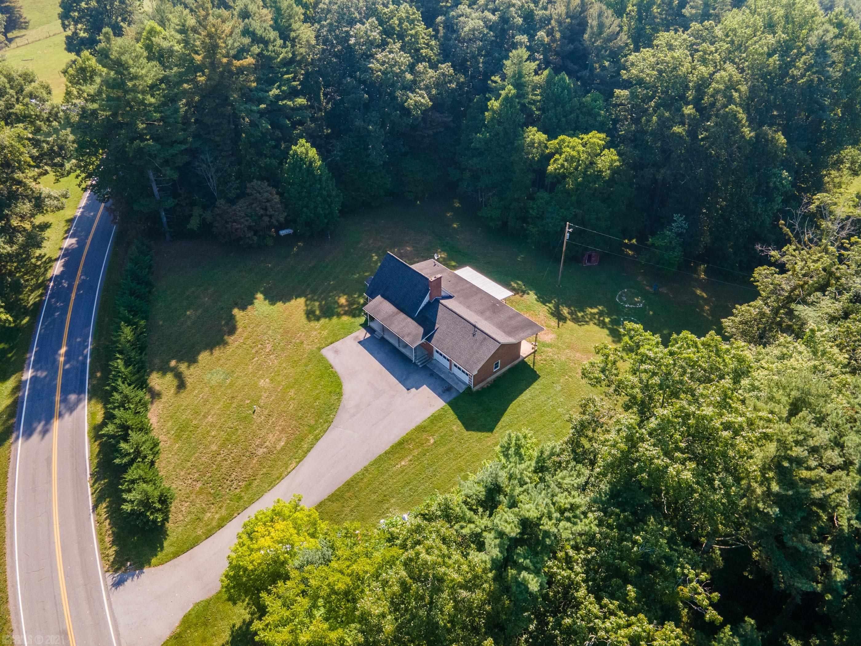 644 Daniels Run Road Northeast Check, VA 24072 - Photo 5 of 75 Gallery Image 5