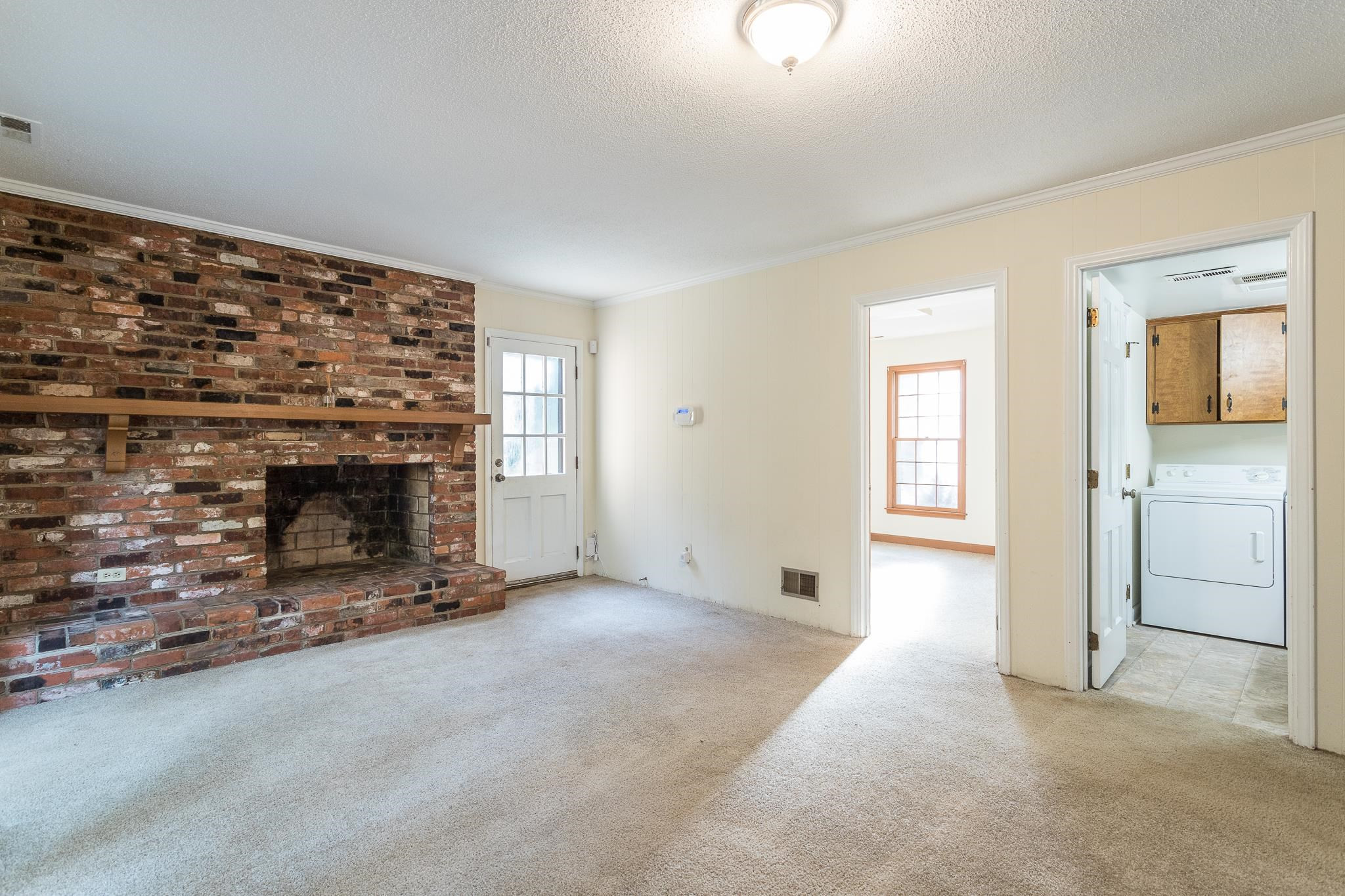 5209 Edgewood Road Raleigh, NC 27609 - Photo 7 of 33 Family Room