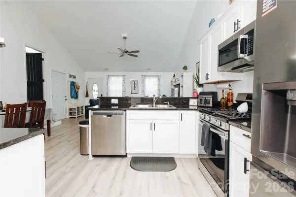 $299,500 | 62 East Glenview Street, Marion, NC 28752
