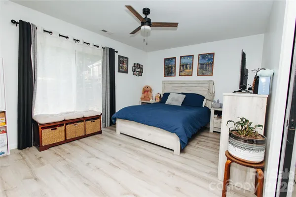 $299,500 | 62 East Glenview Street, Marion, NC 28752