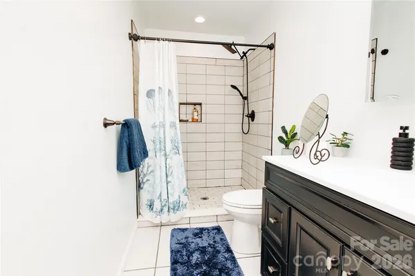 $299,500 | 62 East Glenview Street, Marion, NC 28752
