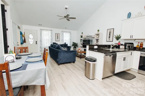$299,500 | 62 East Glenview Street, Marion, NC 28752