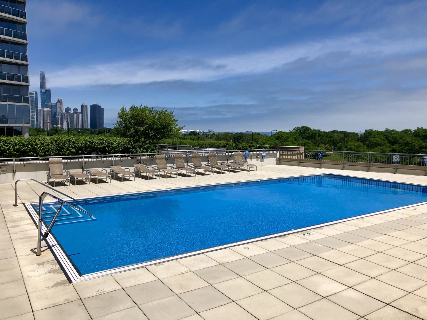 1235 South Prairie Avenue, Unit 1602 Chicago, IL 60605 - Photo 14 of 18