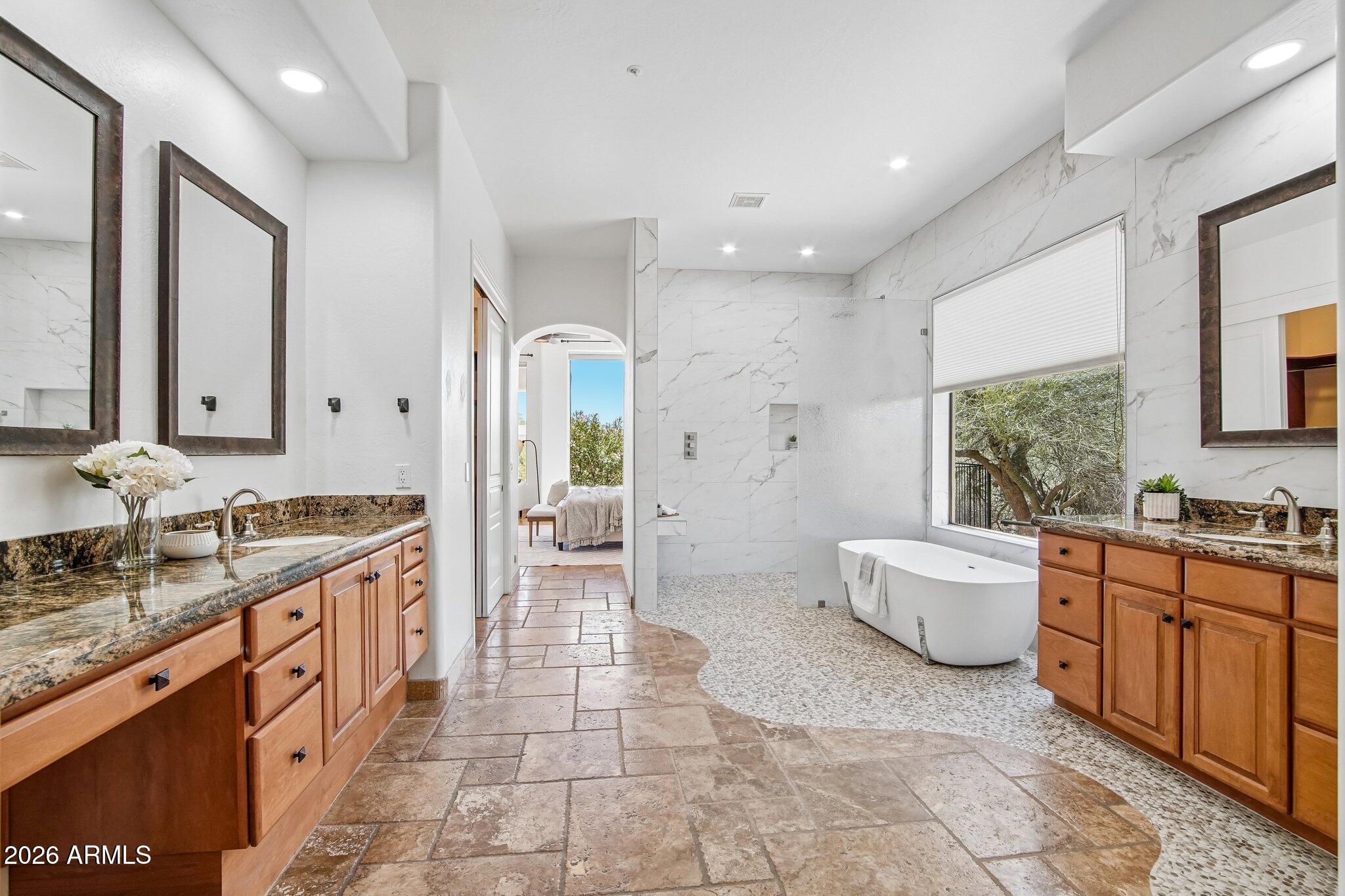 8143 East Arroyo Seco Road Scottsdale, AZ 85266 - Photo 13 of 41