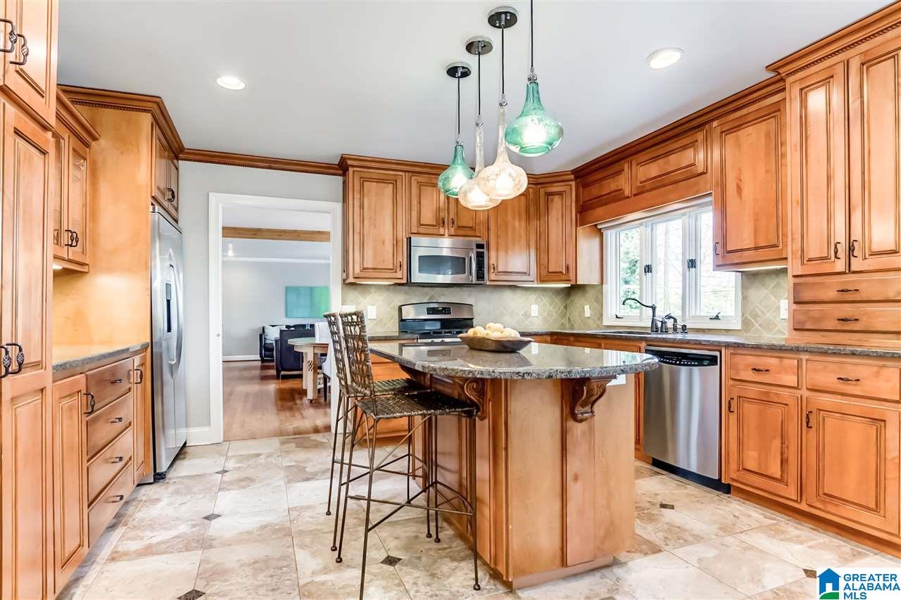 2445 Shades Crest Road Birmingham, AL 35216 - Photo 11 of 47