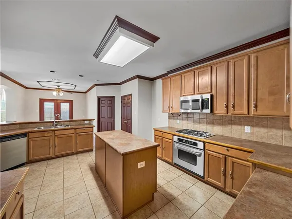 $3,600 | 9943 Red Cedar Drive, Frisco, TX 75035