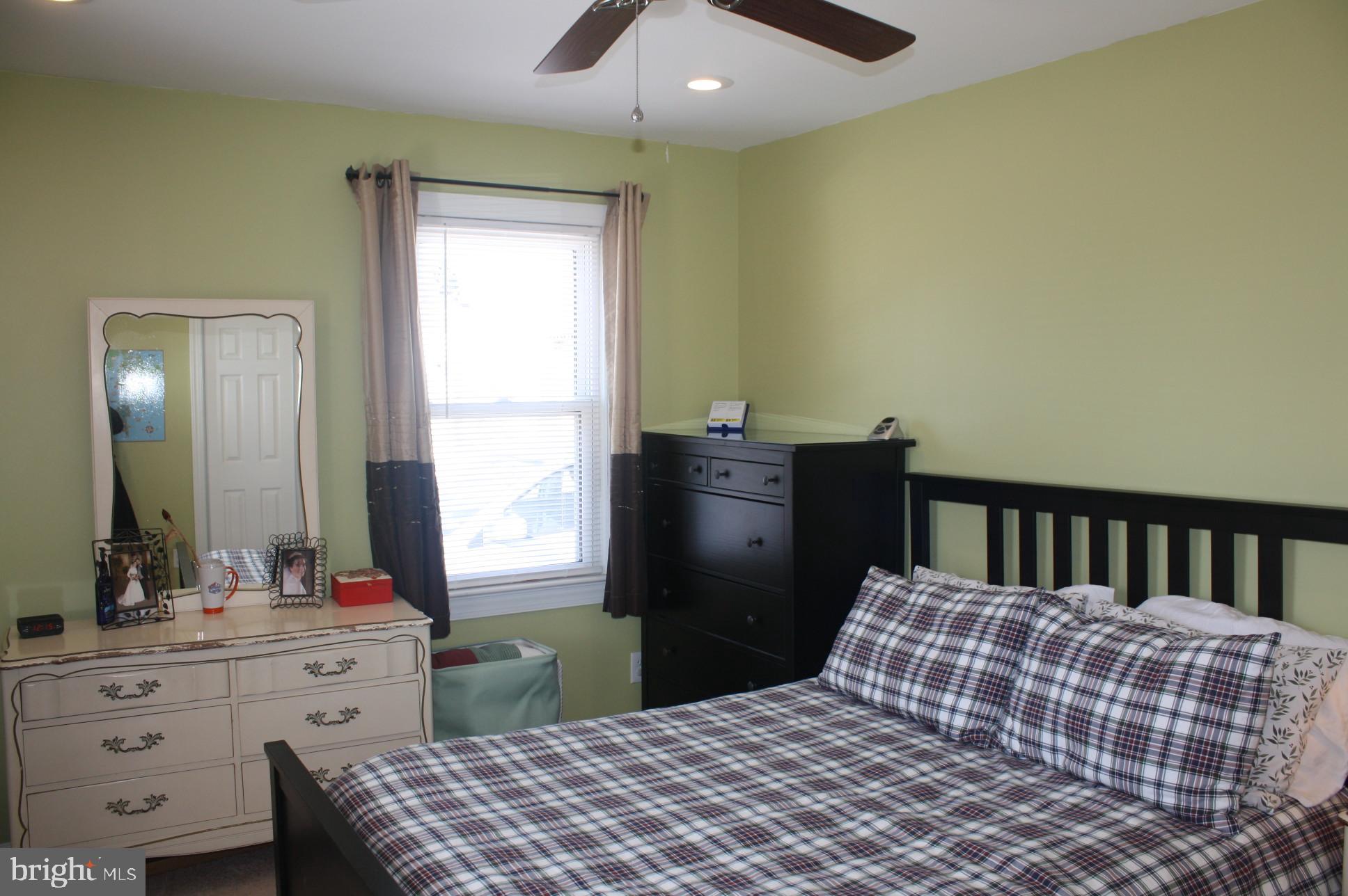 7 Sheldon Road Pemberton, NJ 08068 - Photo 15 of 32 Master bedroom - two windows let in lots of sun
