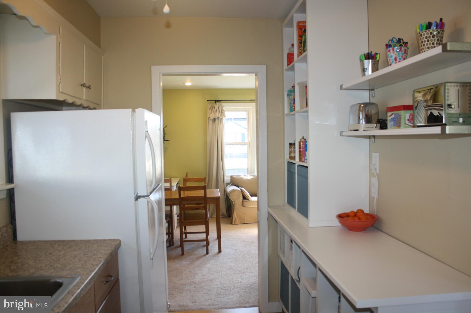 7 Sheldon Road Pemberton, NJ 08068 - Photo 10 of 32 Kitchen - White appliances