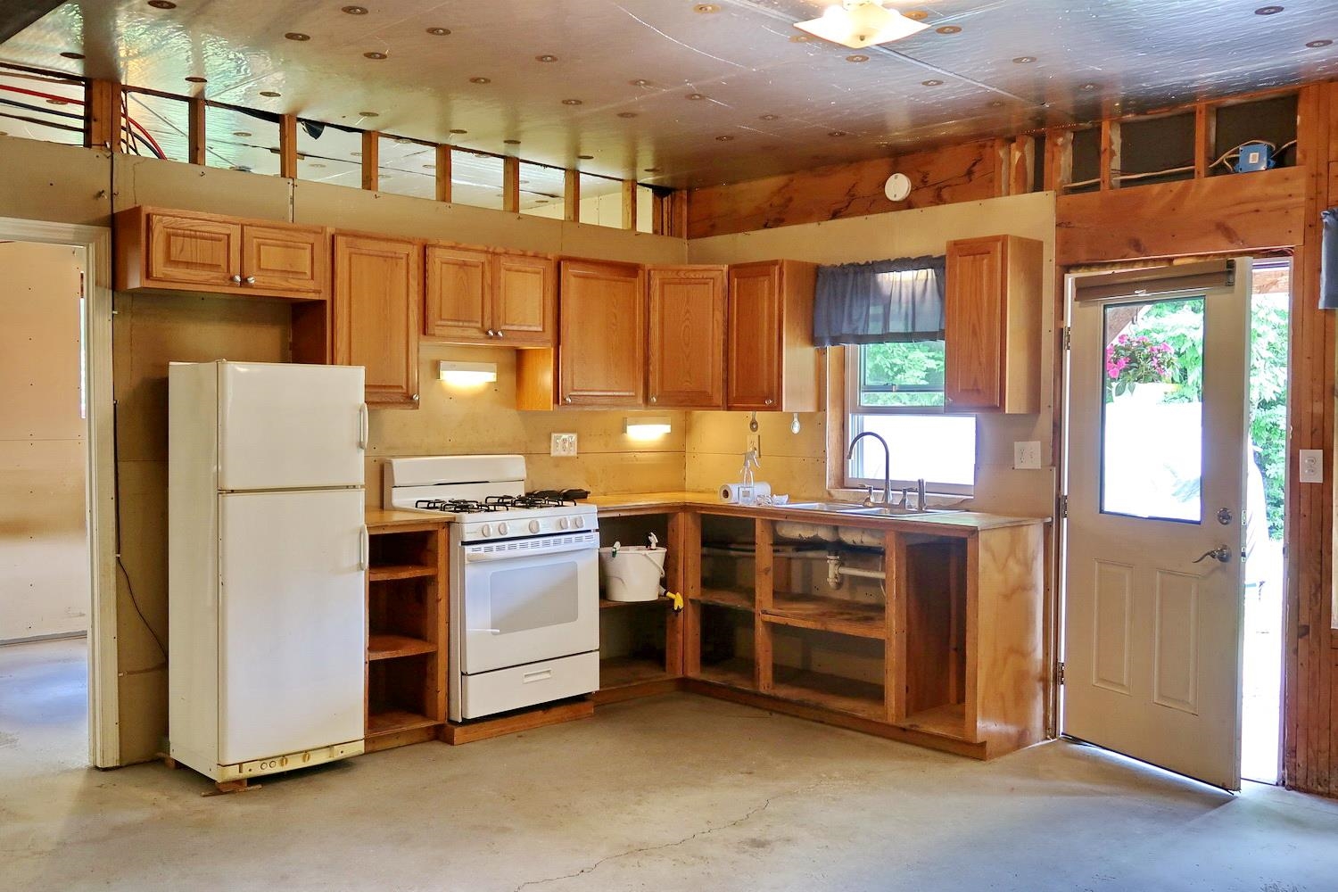 2175 Manns Hill Road Littleton, NH 03561 - Photo 5 of 36 Gallery Image 5
