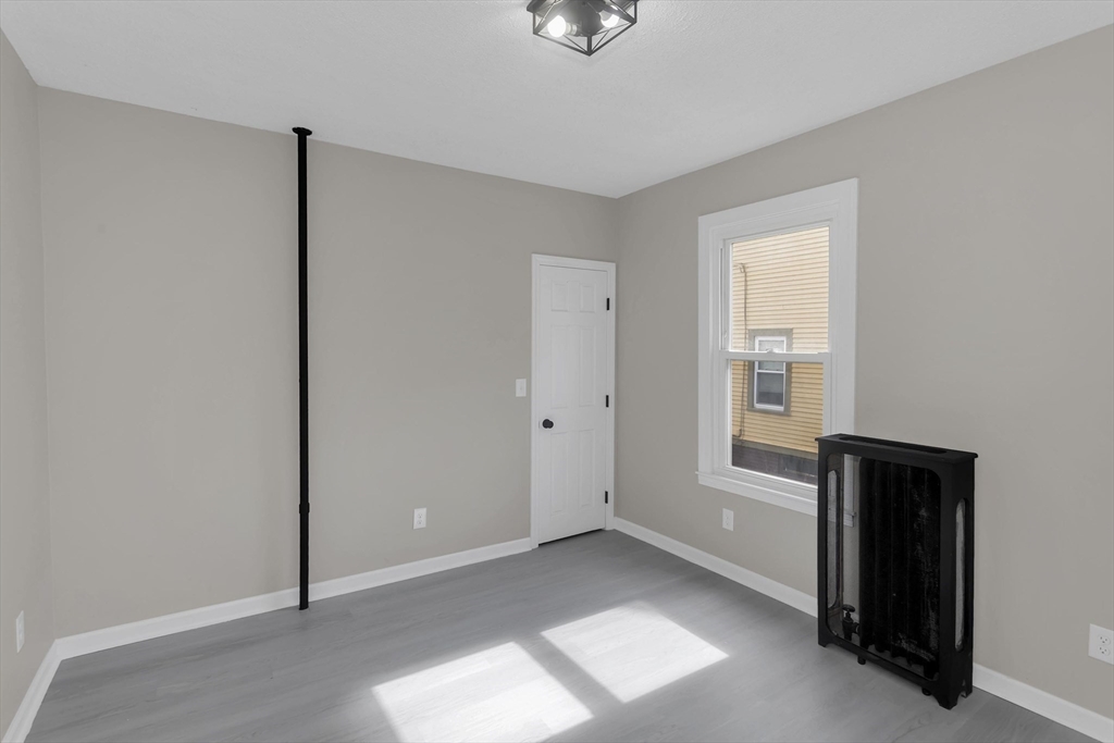 30-32 Fox Street West Springfield, MA 01089 - Photo 15 of 41