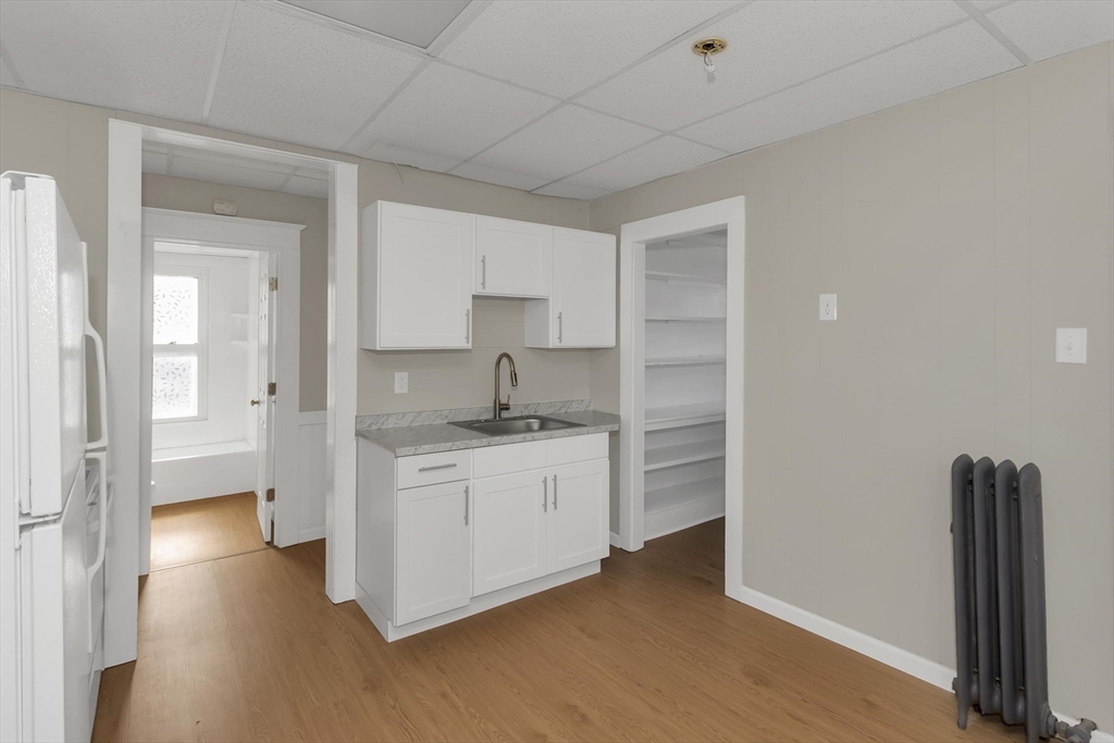 30-32 Fox Street West Springfield, MA 01089 - Photo 20 of 41