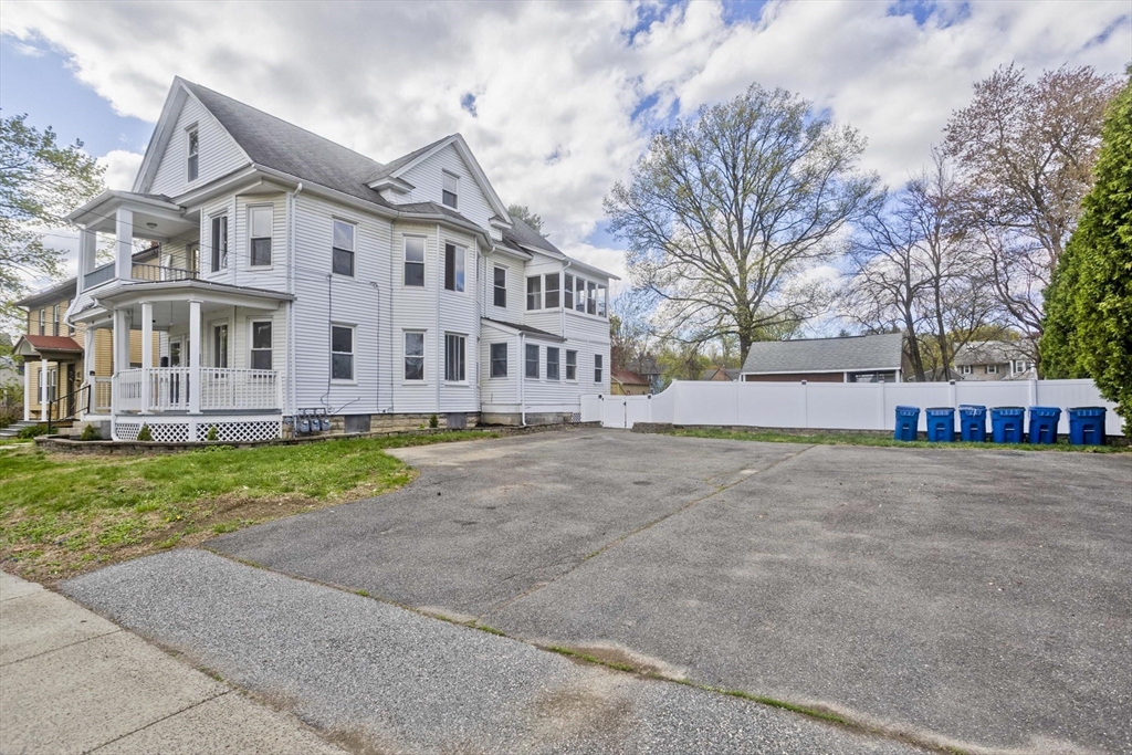 30-32 Fox Street West Springfield, MA 01089 - Photo 3 of 41