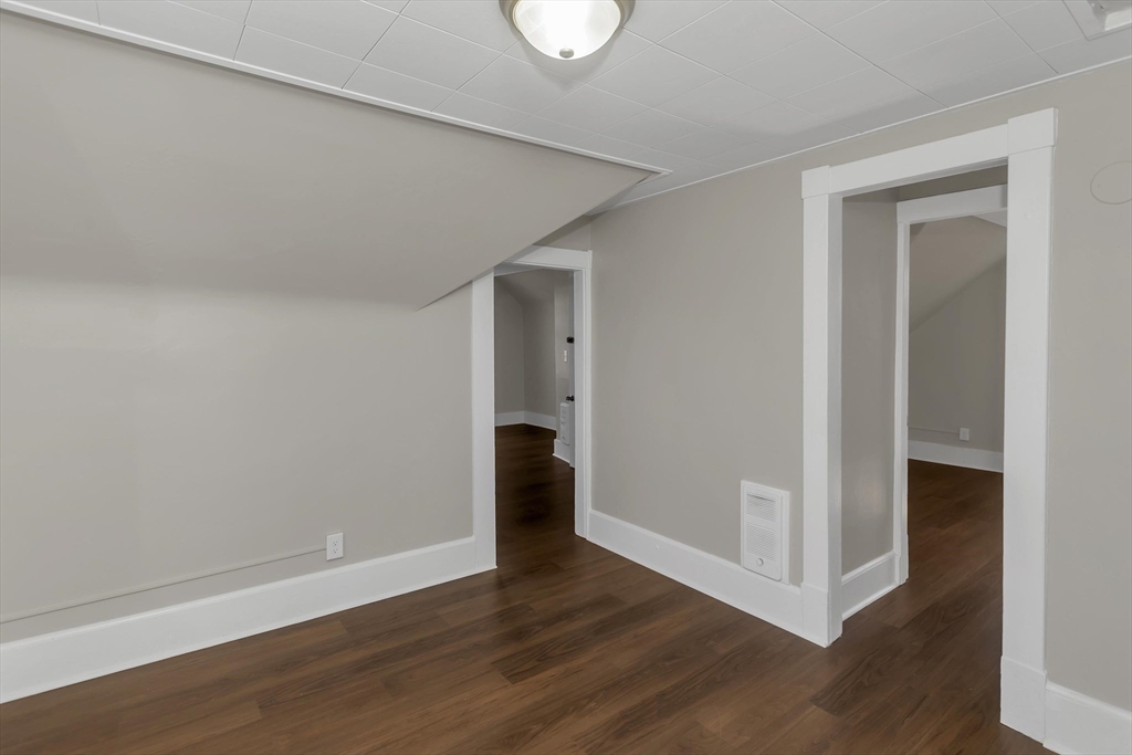 30-32 Fox Street West Springfield, MA 01089 - Photo 36 of 41