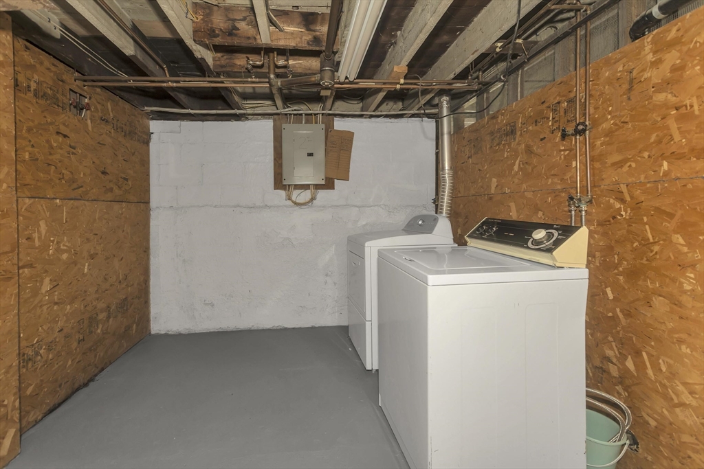 30-32 Fox Street West Springfield, MA 01089 - Photo 39 of 41