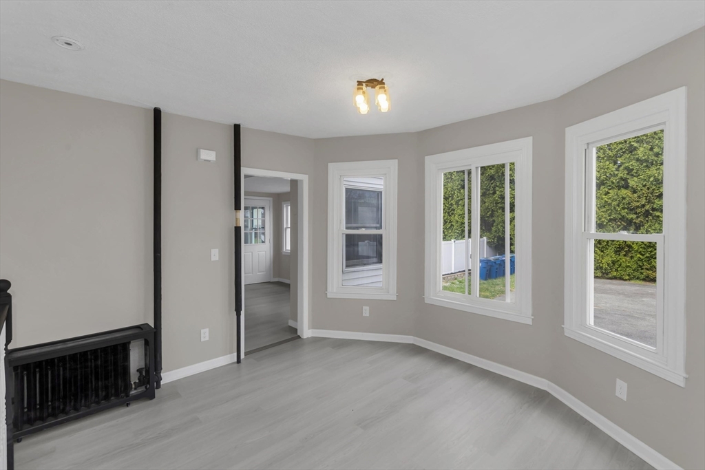 30-32 Fox Street West Springfield, MA 01089 - Photo 9 of 41