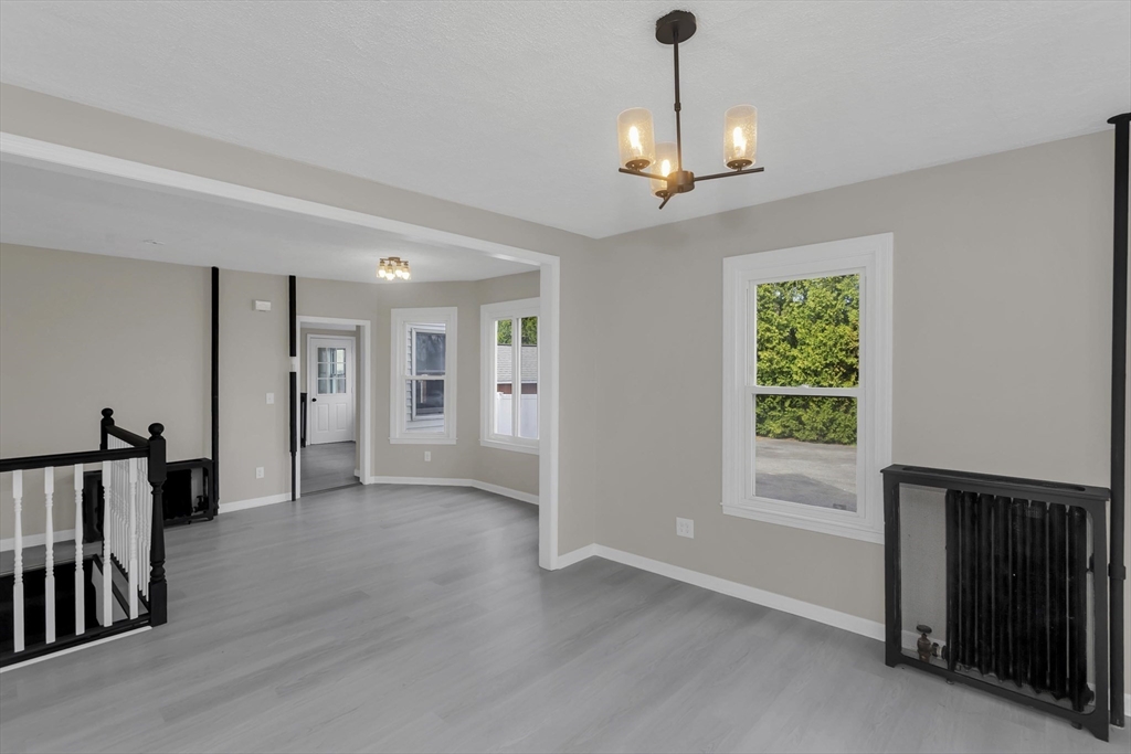 30-32 Fox Street West Springfield, MA 01089 - Photo 10 of 41