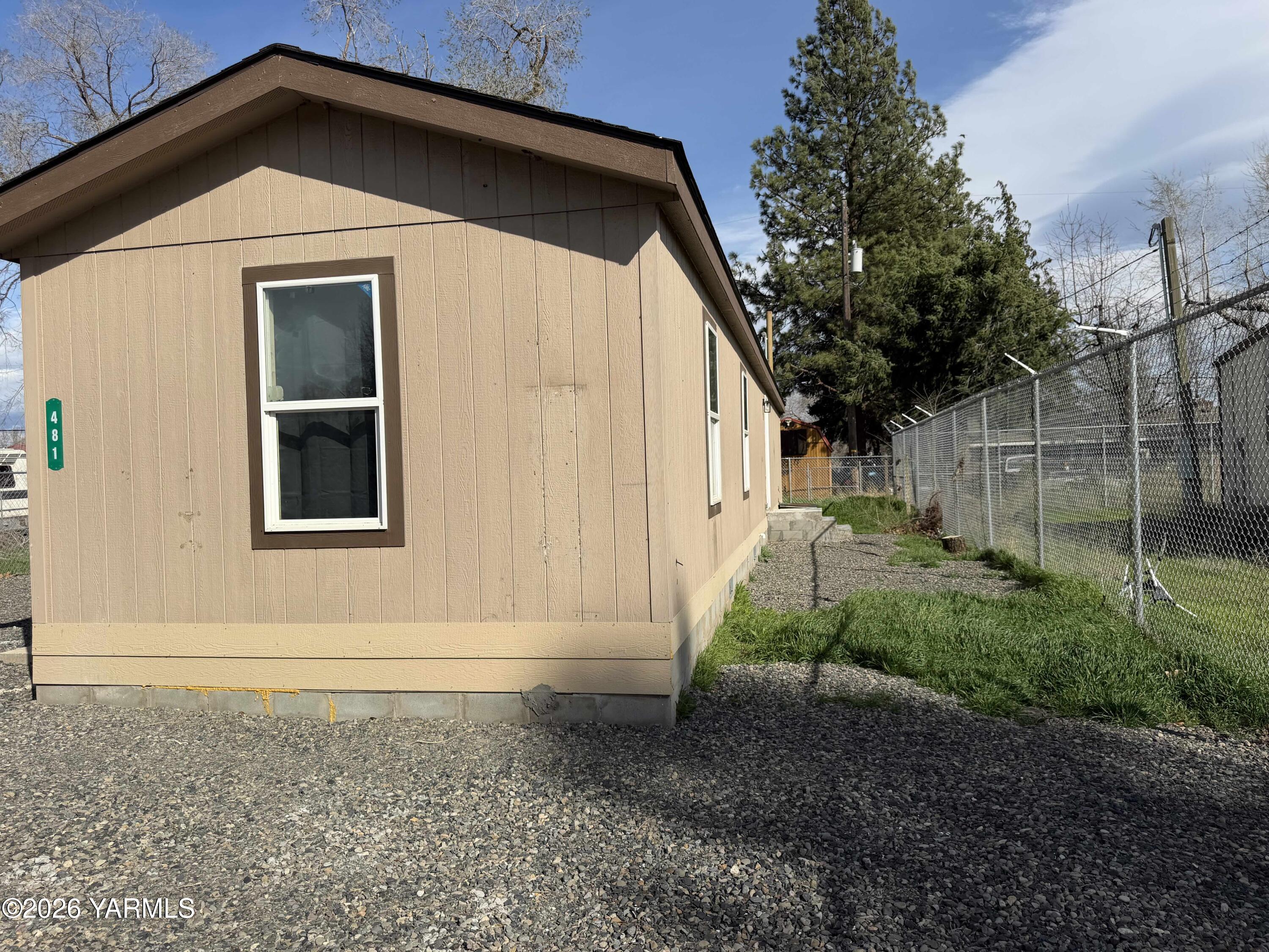 481 1st Street White Swan, WA 98952 - Photo 22 of 22 IMG_2375 2