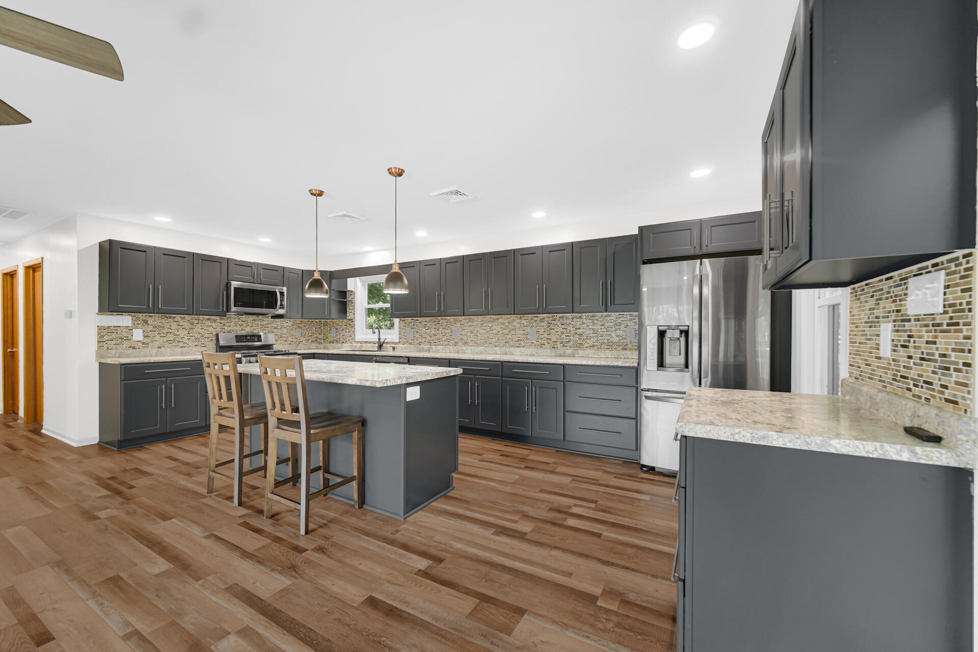6737 West Johnson Road La Porte, IN 46350 - Photo 11 of 27 1920x1280