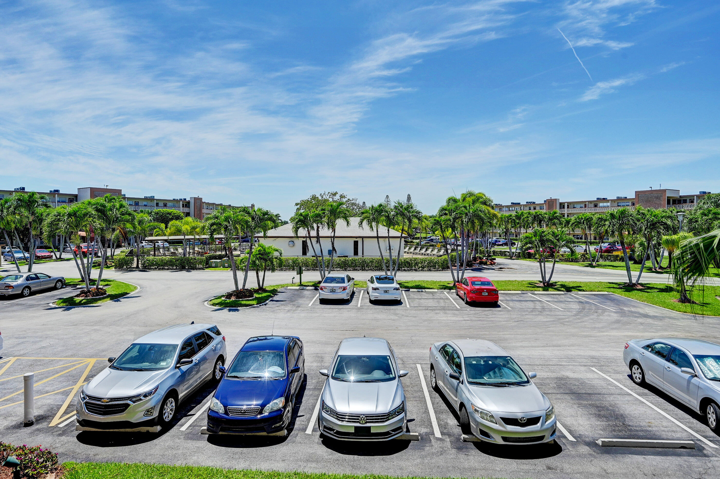 2049 Newcastle A, Unit 2049 Boca Raton, FL 33434 - Photo 24 of 24 a view of a children toys back of the house