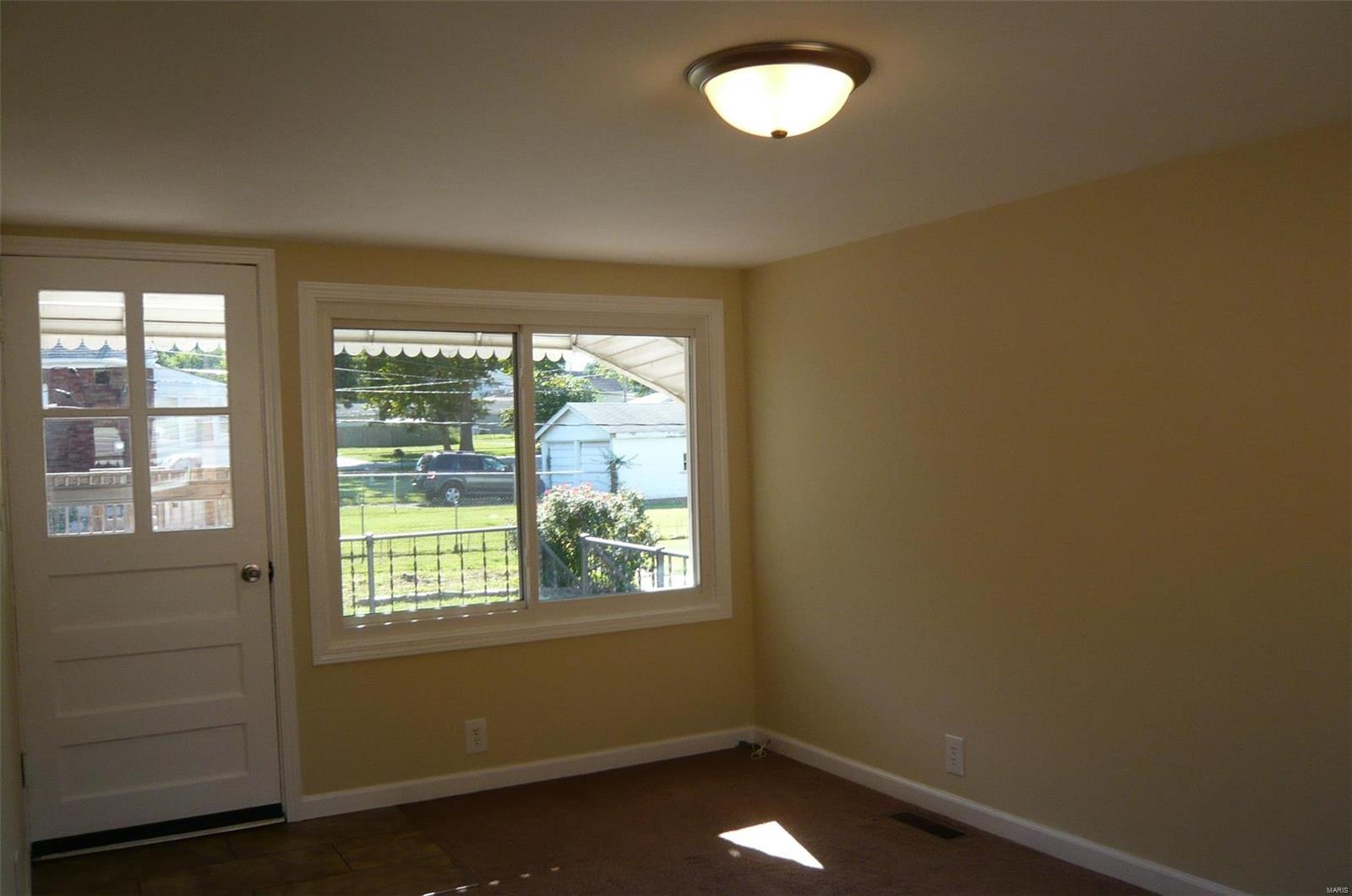 725 Reed Avenue St. Louis, MO 63125 - Photo 11 of 18 Gallery Image 11