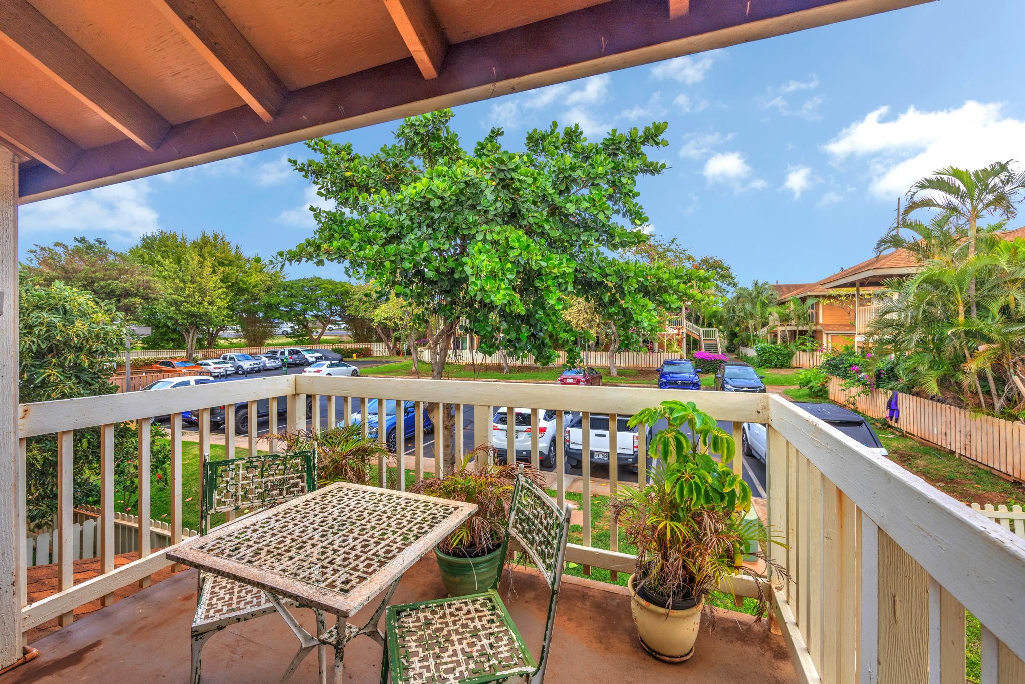 140 Uwapo Road, Unit 9202 Kihei, HI 96753 - Photo 18 of 31 a view of an outdoor sitting area