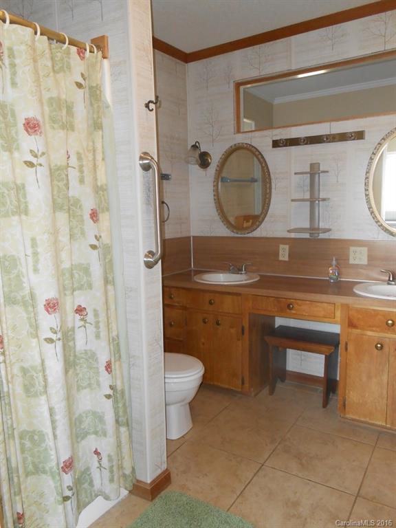 702 Mt Olive Church Road Newton, NC 28658 - Photo 8 of 13 Gallery Image 8