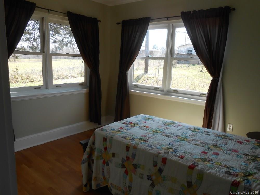 702 Mt Olive Church Road Newton, NC 28658 - Photo 10 of 13 Gallery Image 10