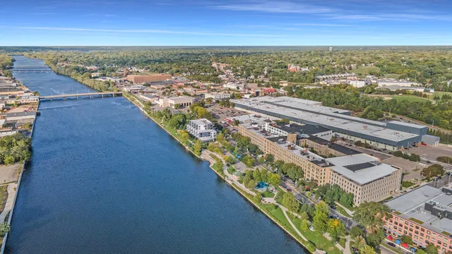 $357,900 | 940 Monroe Avenue Northwest, Unit 558, Grand Rapids, MI 49503