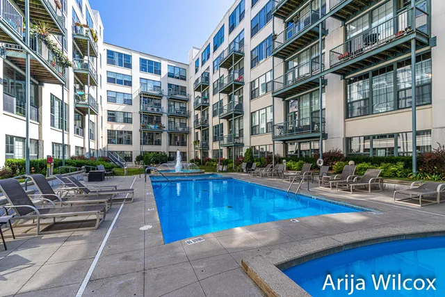 $357,900 | 940 Monroe Avenue Northwest, Unit 558, Grand Rapids, MI 49503