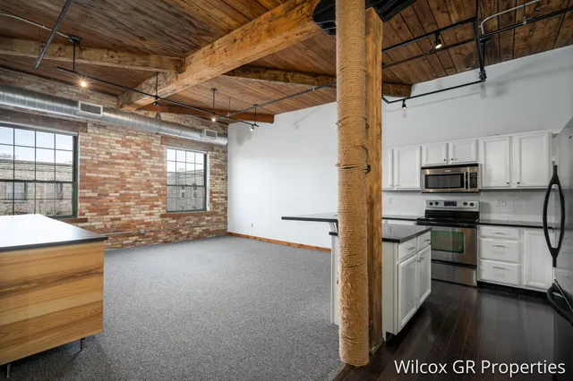 $357,900 | 940 Monroe Avenue Northwest, Unit 558, Grand Rapids, MI 49503