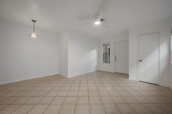 $199,000 | 2104 Cullen Avenue, Unit 113, Austin, TX 78757