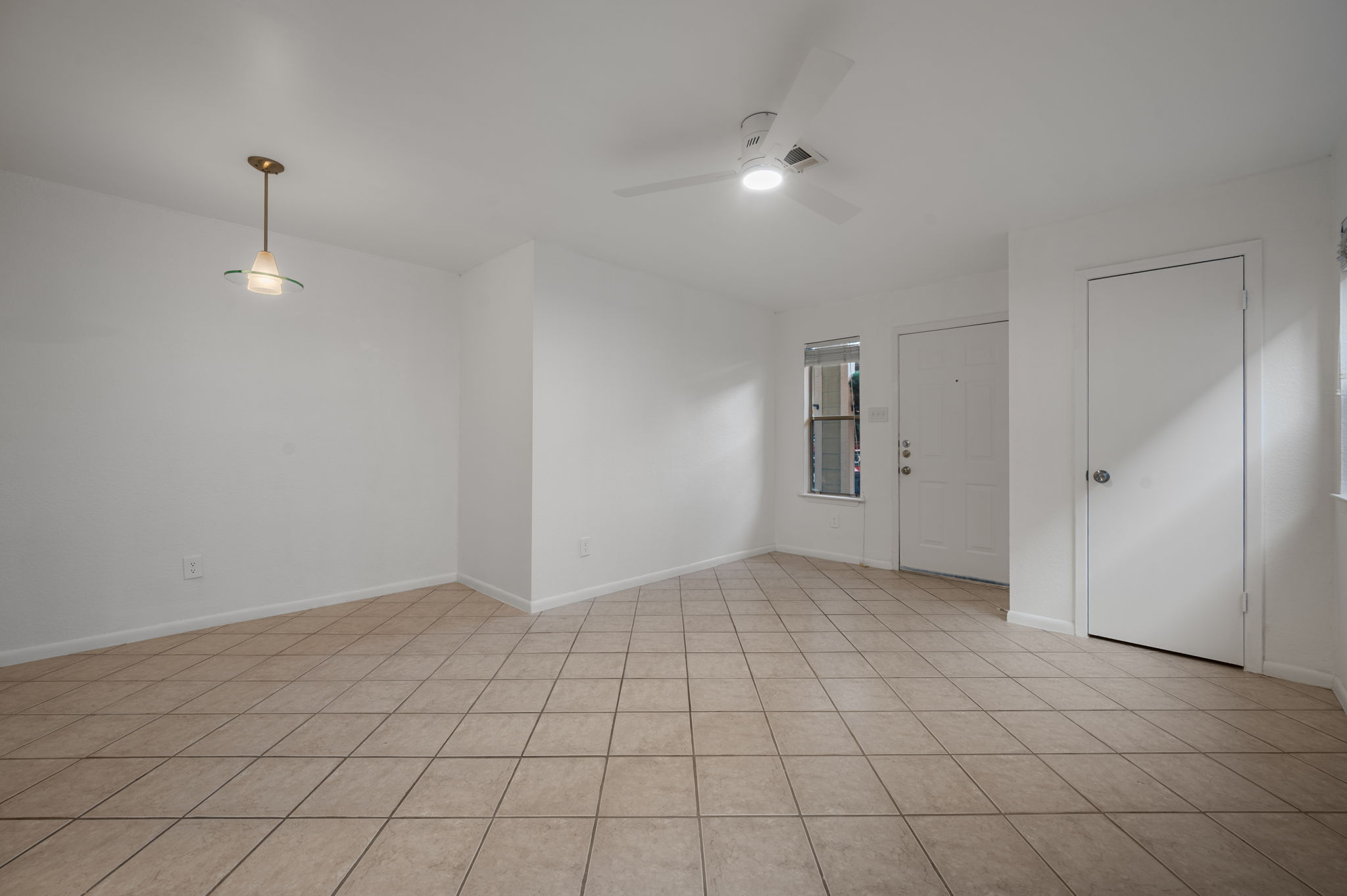 2104 Cullen Avenue, Unit 113 Austin, TX 78757 - Photo 4 of 31