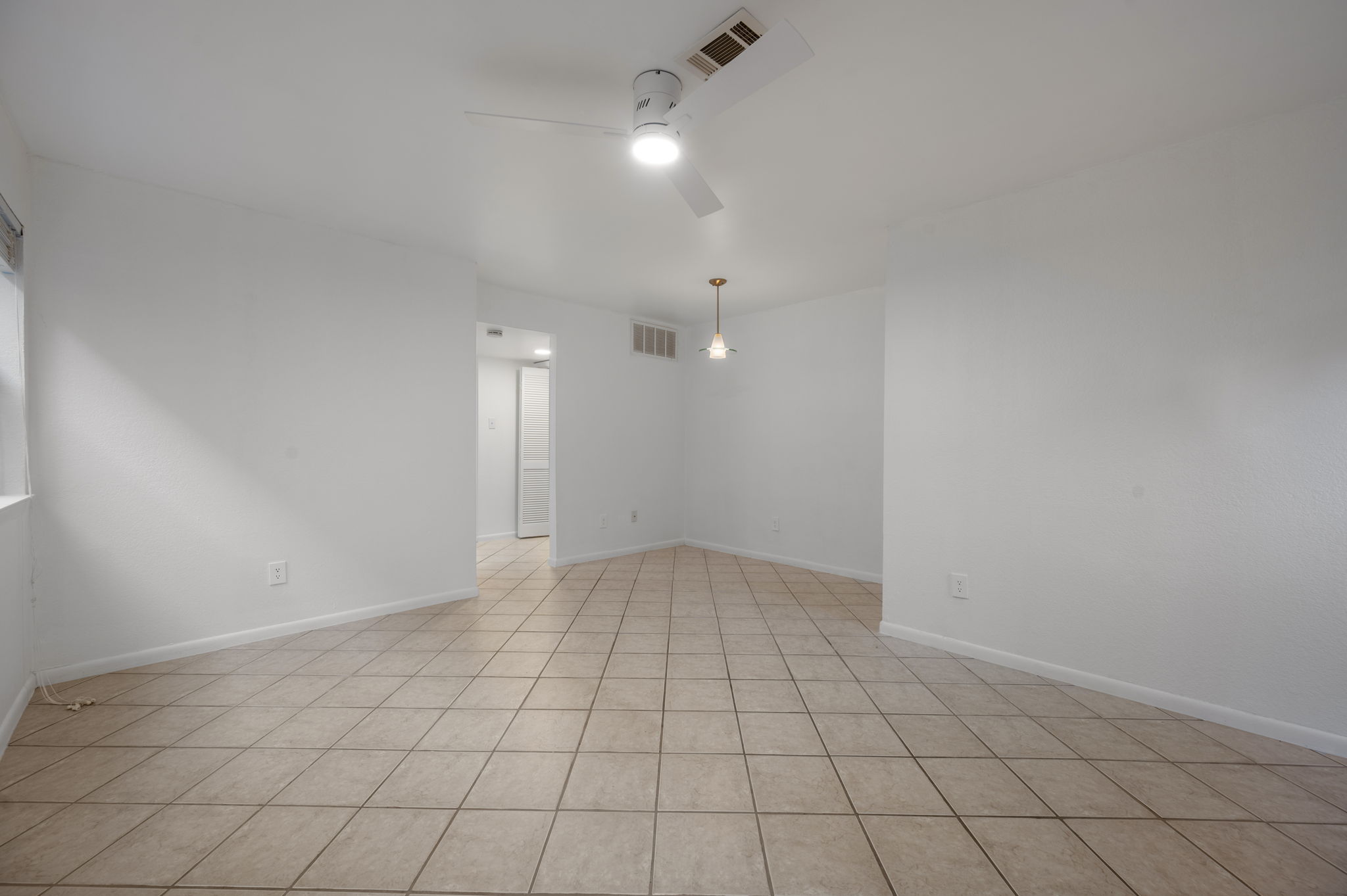 2104 Cullen Avenue, Unit 113 Austin, TX 78757 - Photo 7 of 31