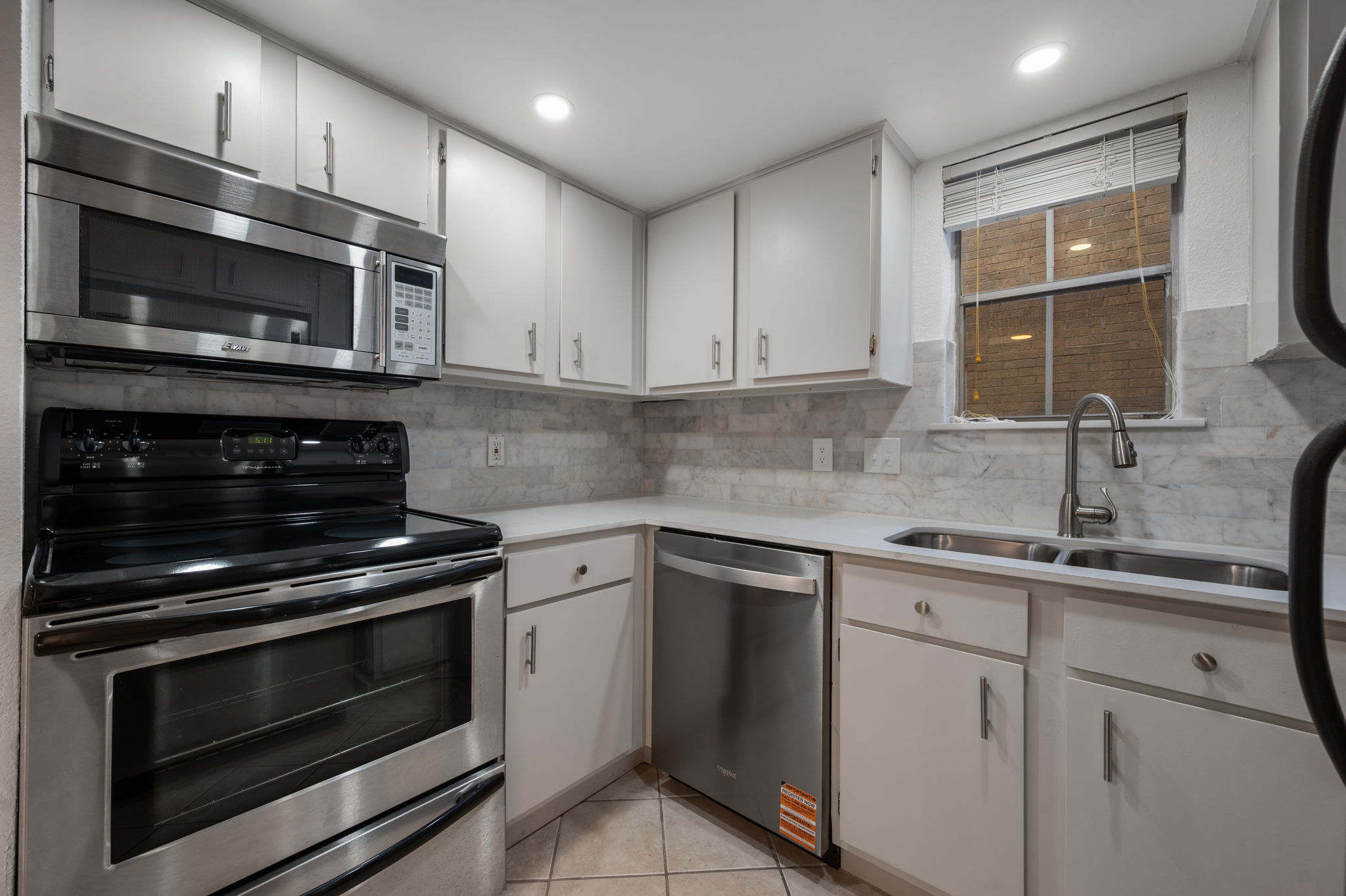 2104 Cullen Avenue, Unit 113 Austin, TX 78757 - Photo 10 of 31
