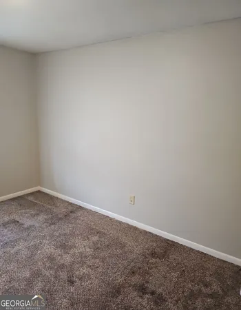 $995 | 6494 Lower Dixie Lake Road, Union City, GA 30291