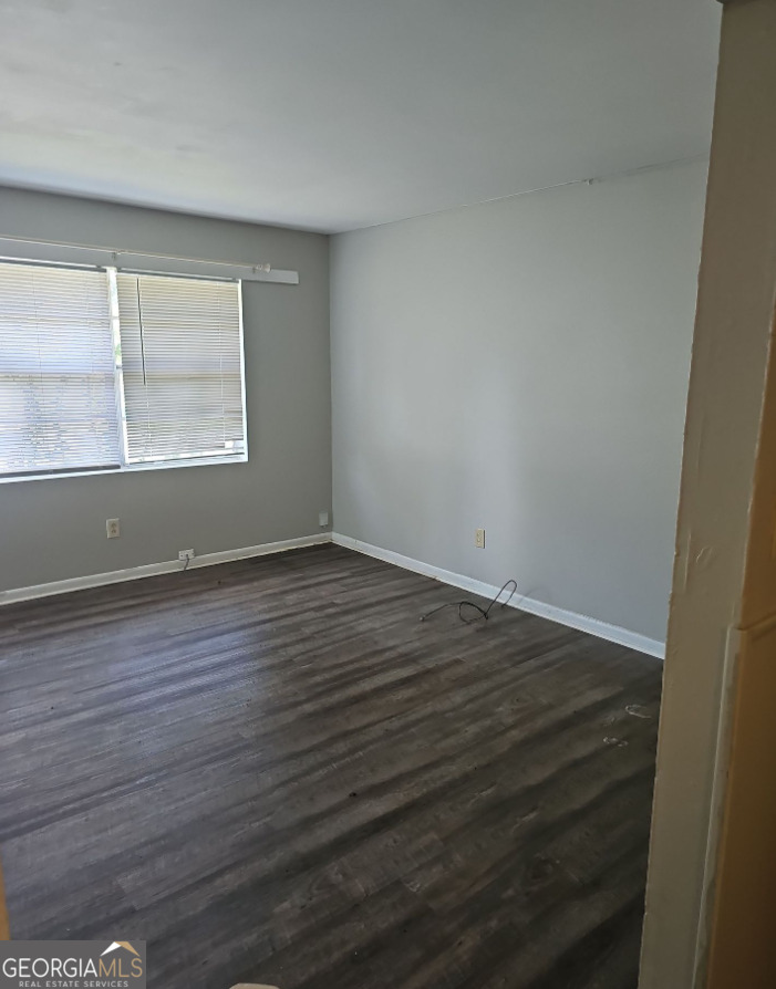 6494 Lower Dixie Lake Road Union City, GA 30291 - Photo 3 of 18