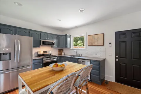 $889,000 | 229 6th Street, Providence, RI 02906