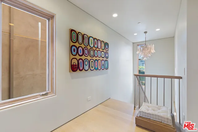 $15,000 | 812 Brooks Avenue, Venice, CA 90291