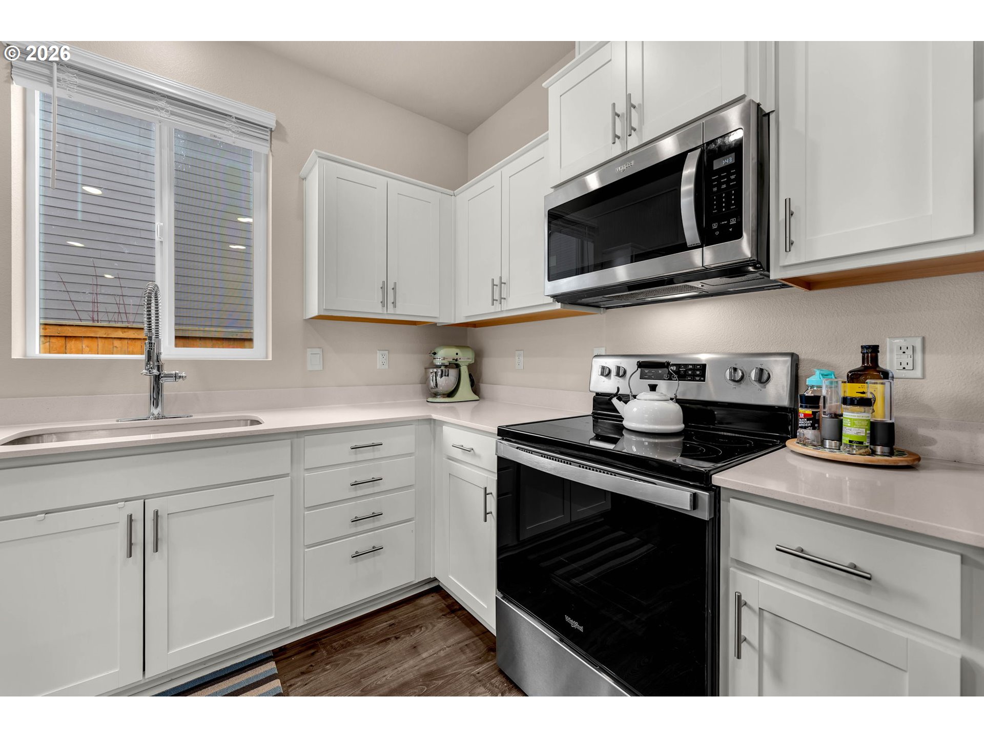 3259 Southeast 36th Street Gresham, OR 97080 - Photo 13 of 39 Kitchen