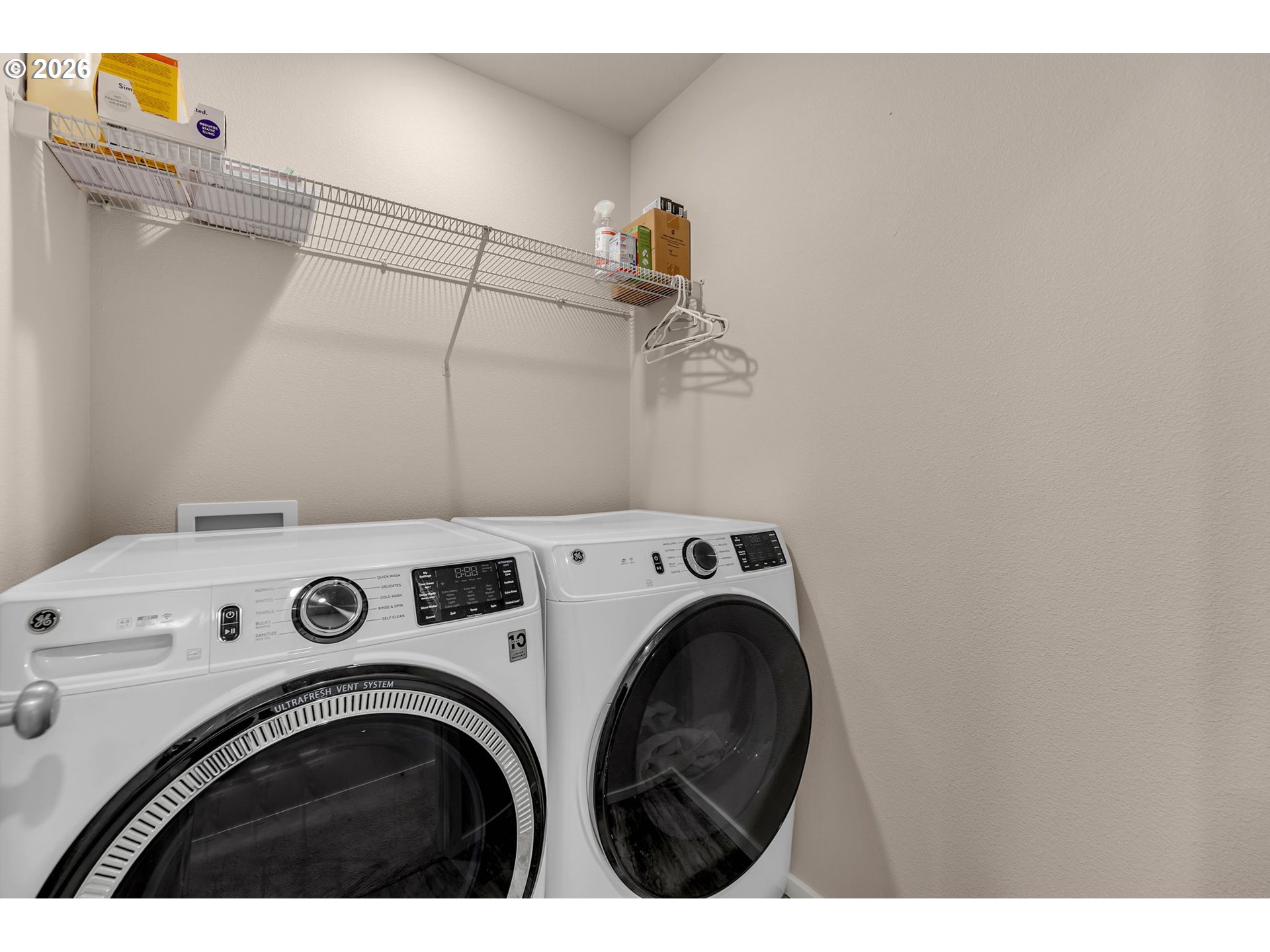 3259 Southeast 36th Street Gresham, OR 97080 - Photo 35 of 39 Laundry