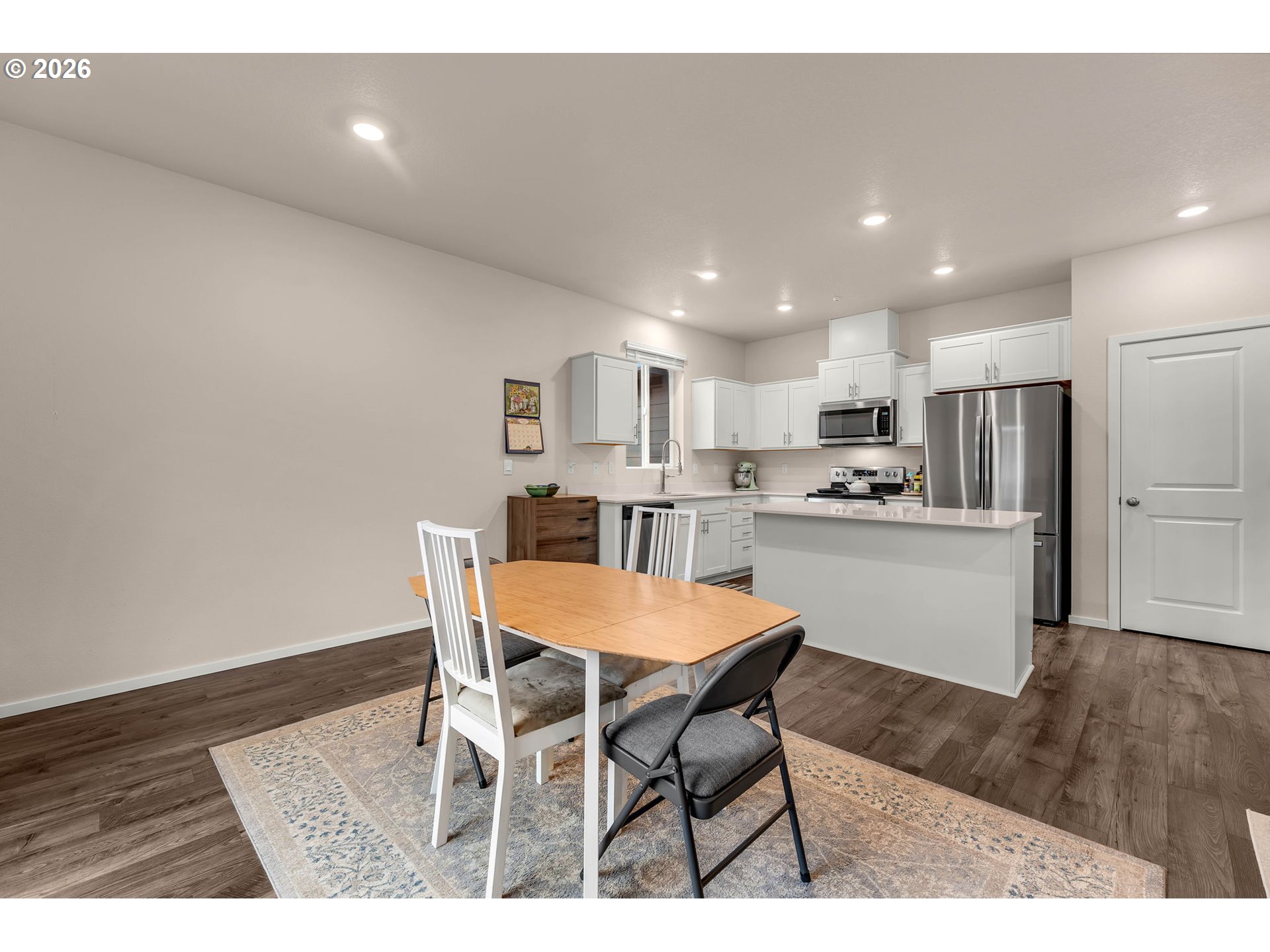 3259 Southeast 36th Street Gresham, OR 97080 - Photo 8 of 39 Kitchen/Dining Room