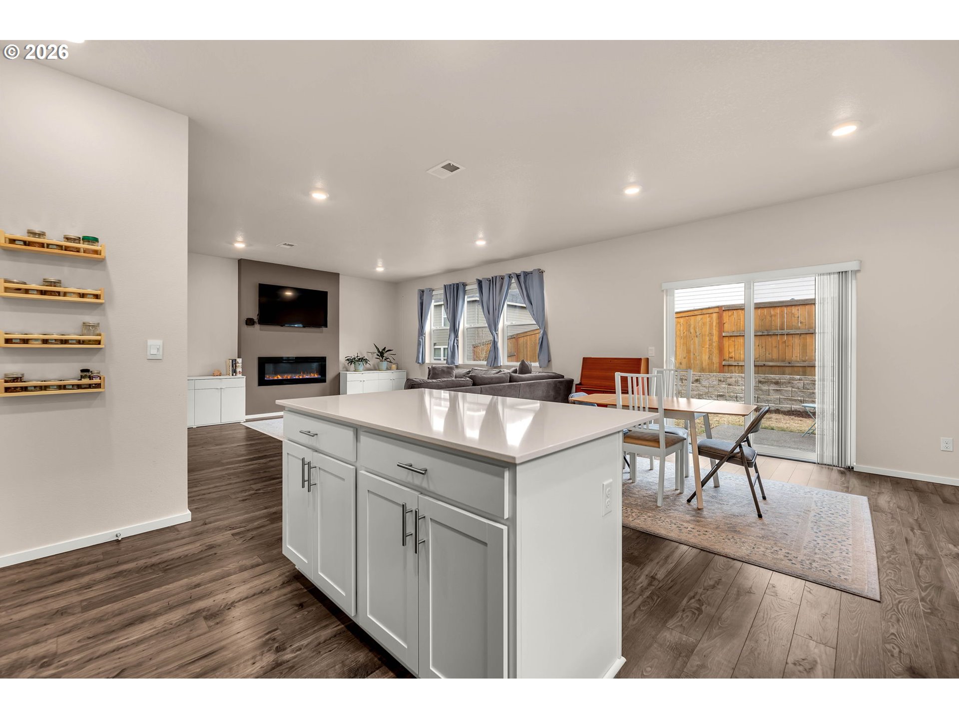 3259 Southeast 36th Street Gresham, OR 97080 - Photo 9 of 39 Kitchen